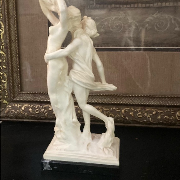 Vintage Statue - Picture 7 of 8